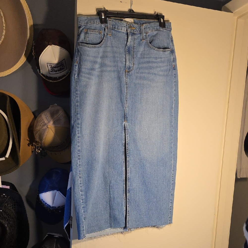Universal Thread Raw Hem Denim Skirt
